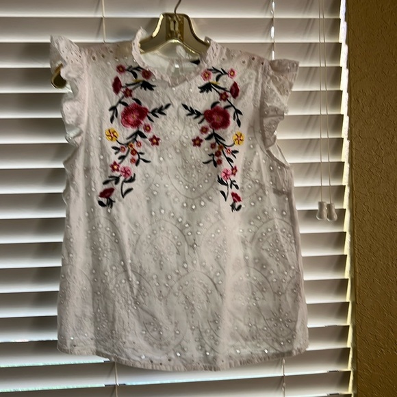 Embroidery blouse. Like new. Size M - Picture 1 of 8